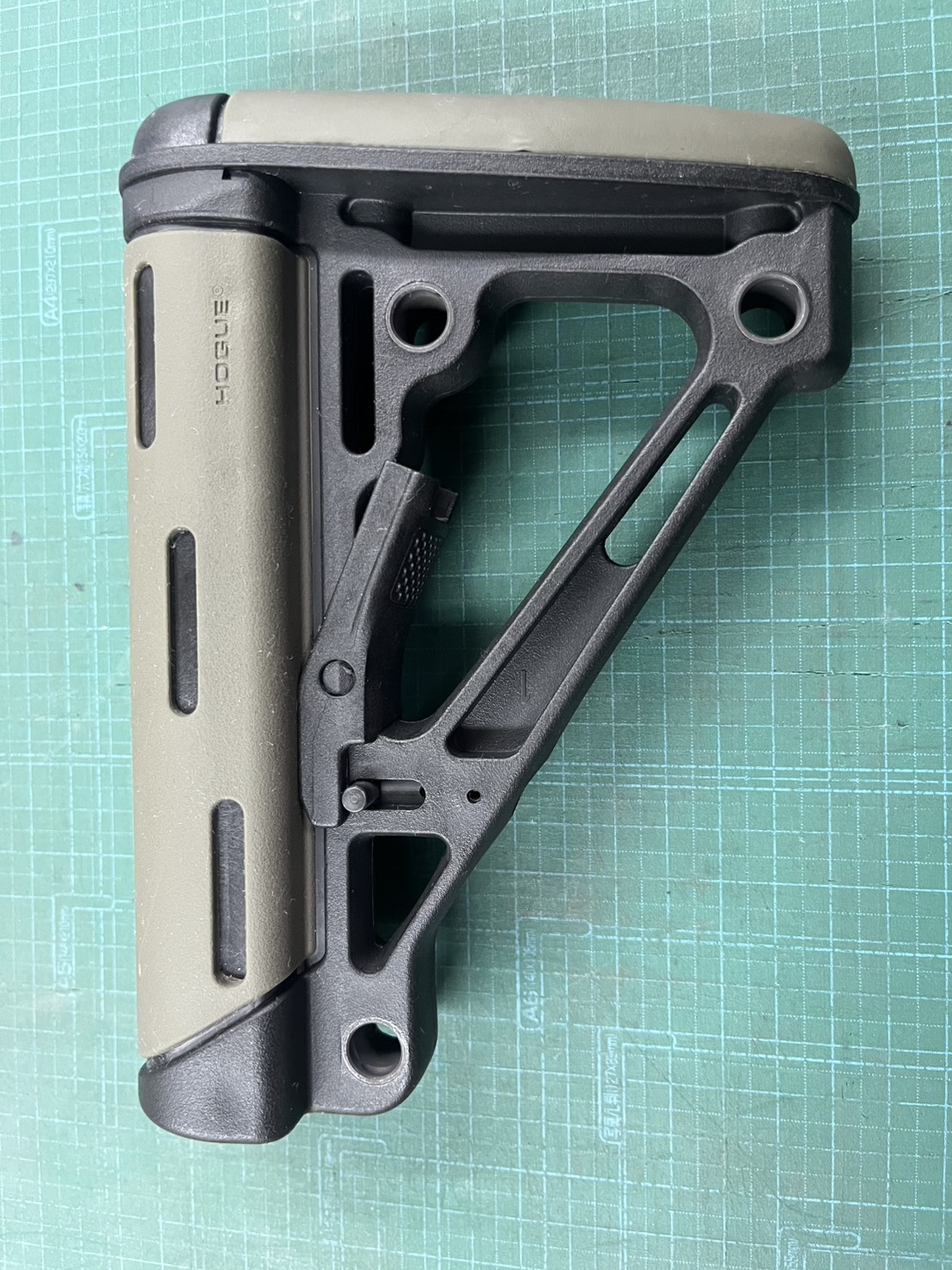 HOGUE M4/AR-15 ラバーコート バットストック OD