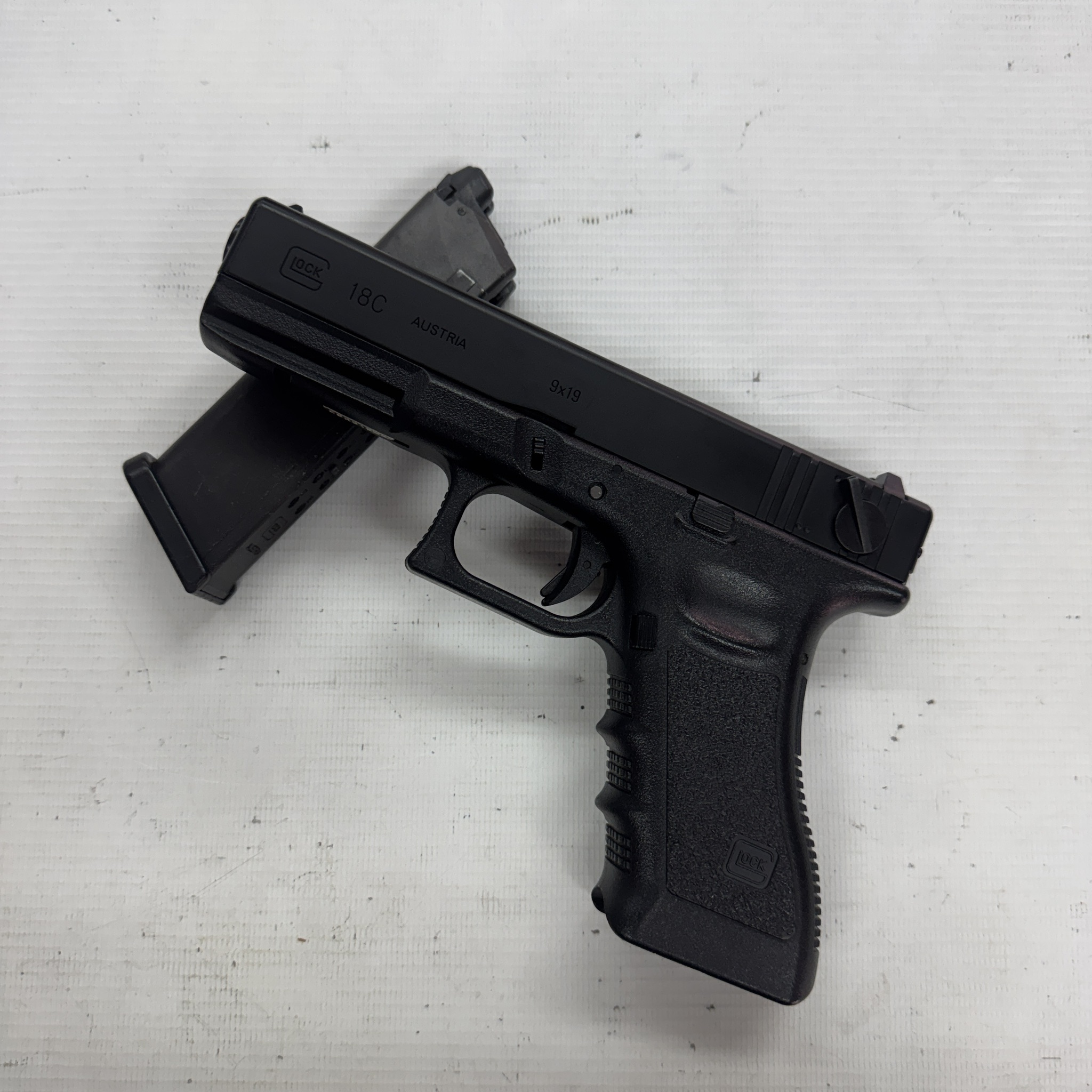 東京マルイ　GLOCK18C