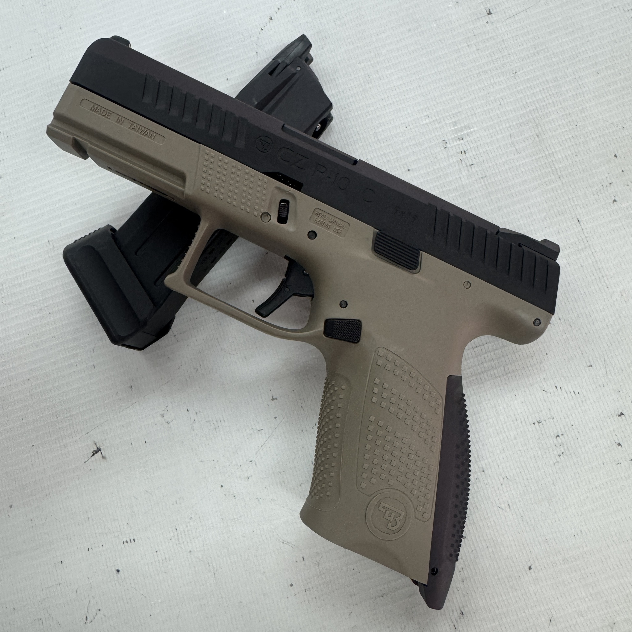 ASG/KJ WORKS　CZ P-10C OR-OT BK/FDE