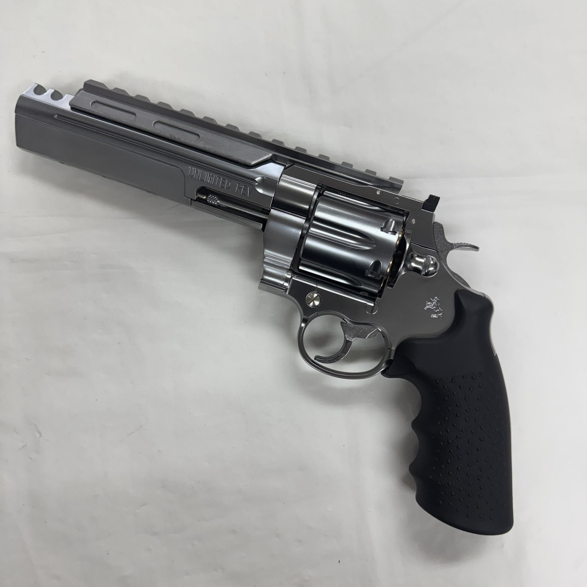 マルシン工業　UNLIMITED REVOLVER   HOGUEタイプ ラバーグリップ バージョン シルバーABSモデル