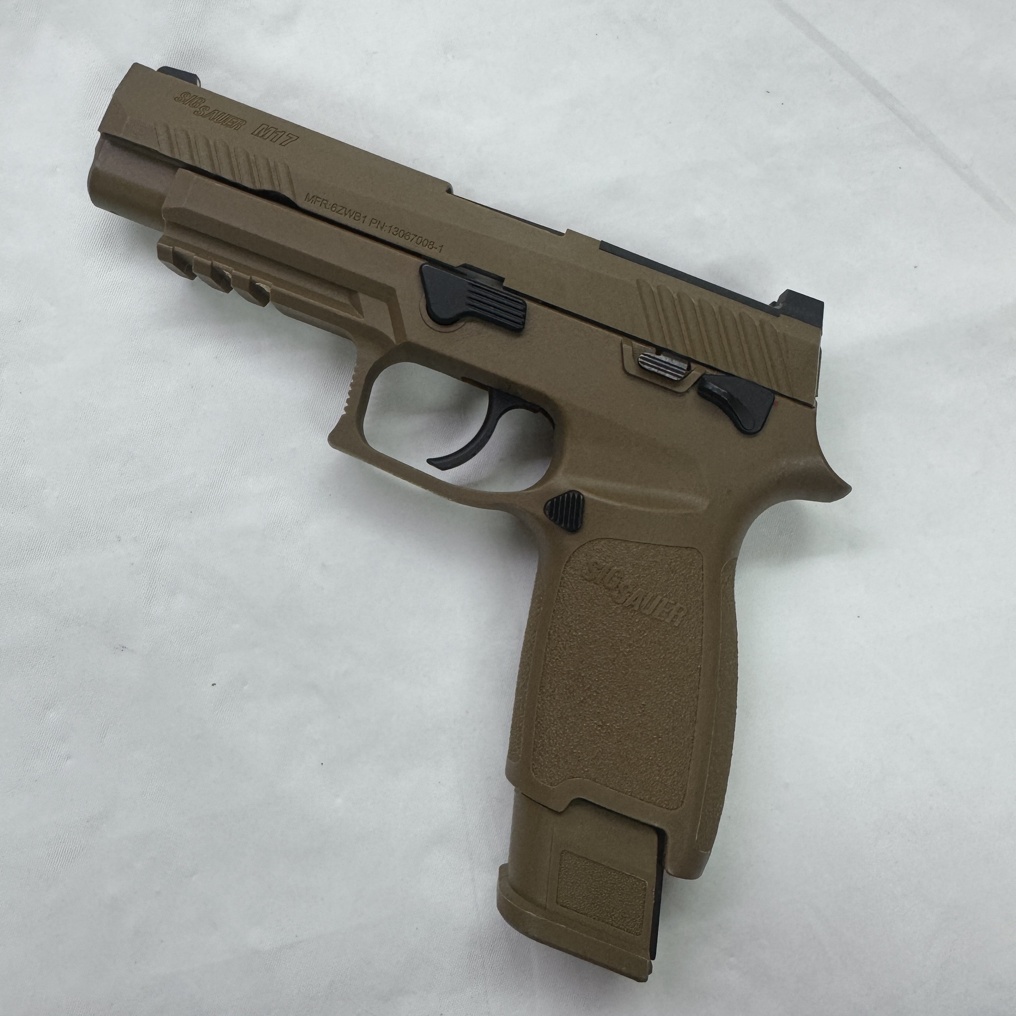 Laylax / SIG AIR	旧型	P320 M17 FDE GEN.1