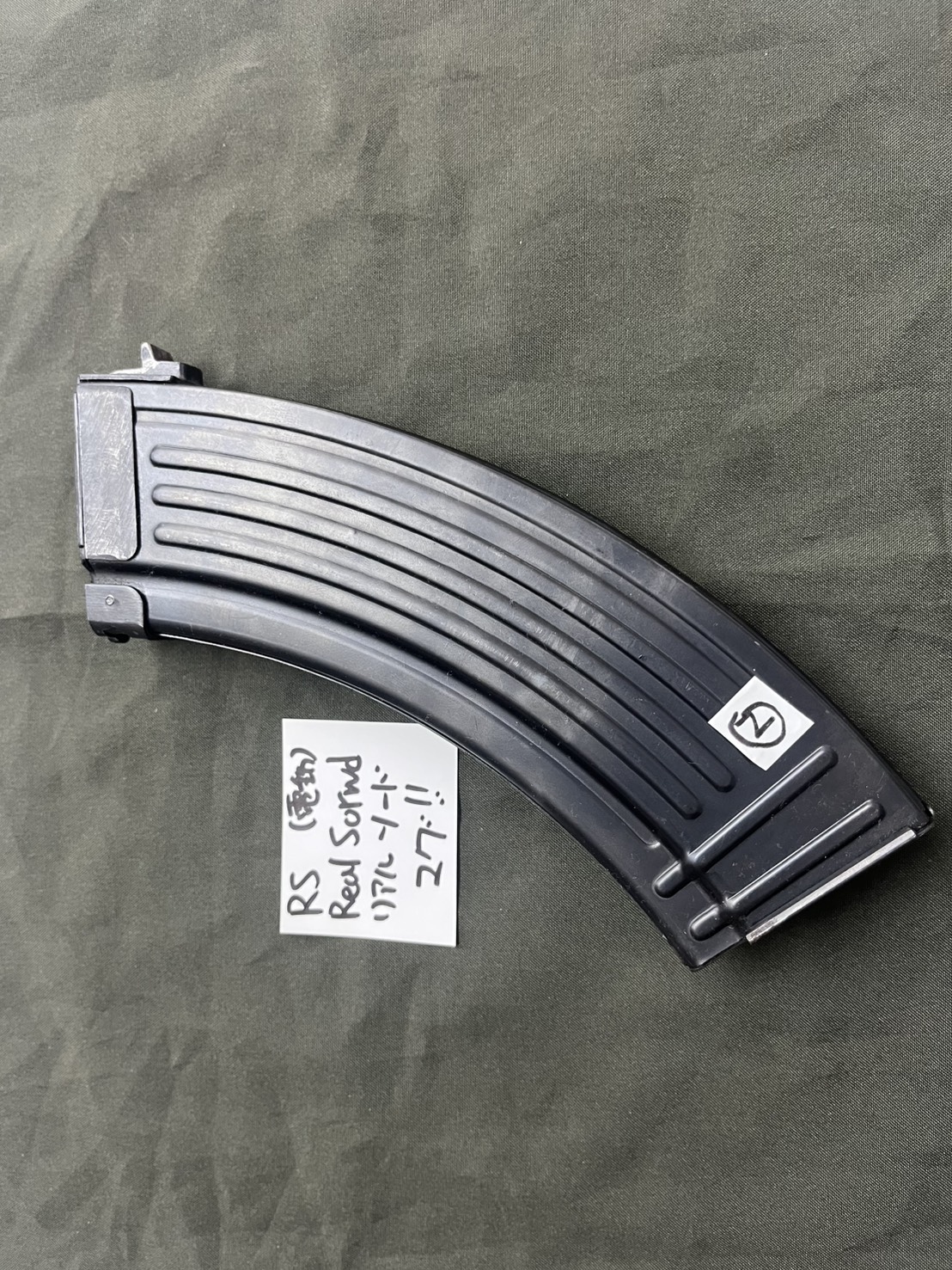 リアルソード AK スペアマガジン スプリングタイプ ②