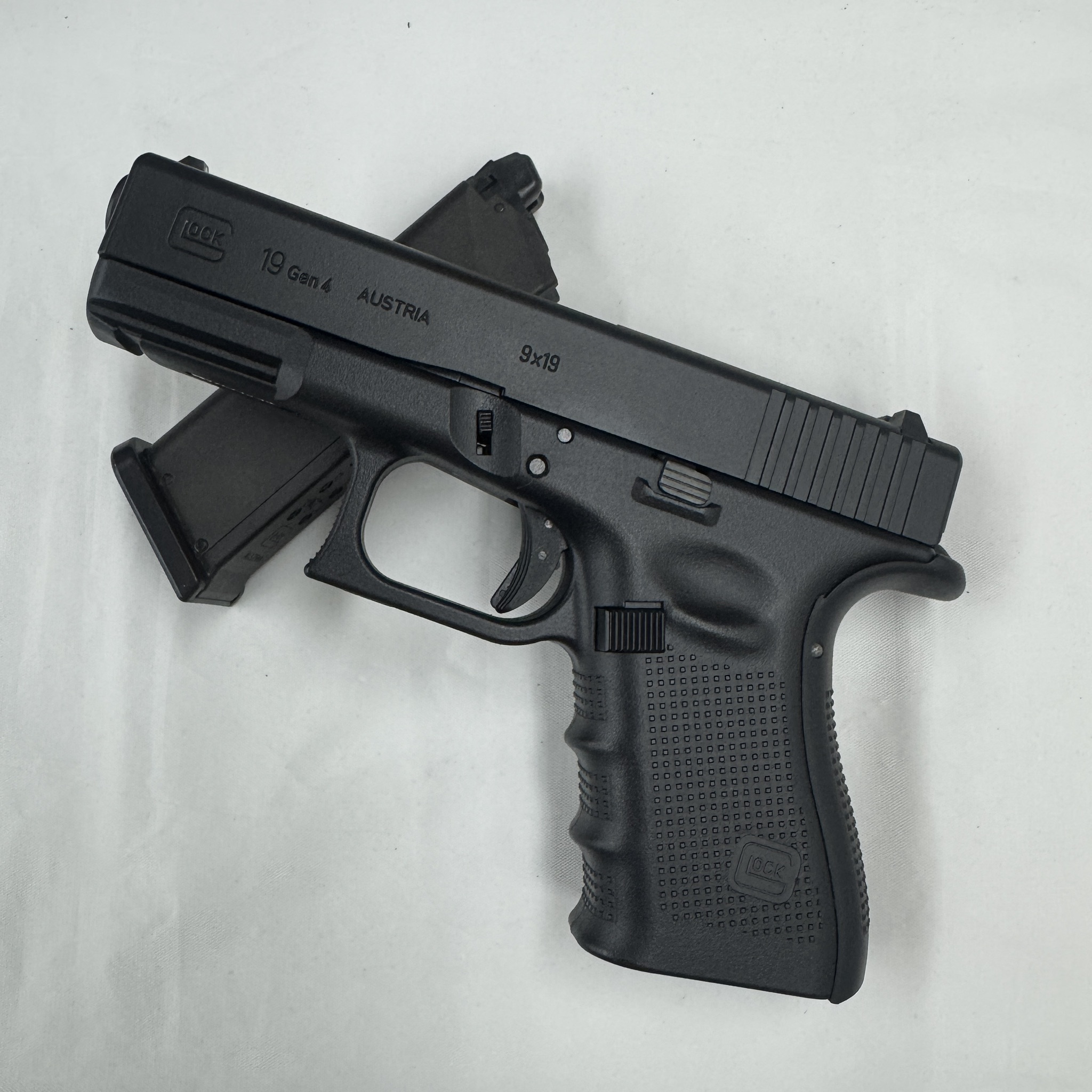 東京マルイ GLOCK19 Gen.4